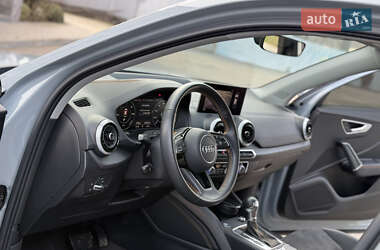 Внедорожник / Кроссовер Audi Q2L e-tron 2022 в 