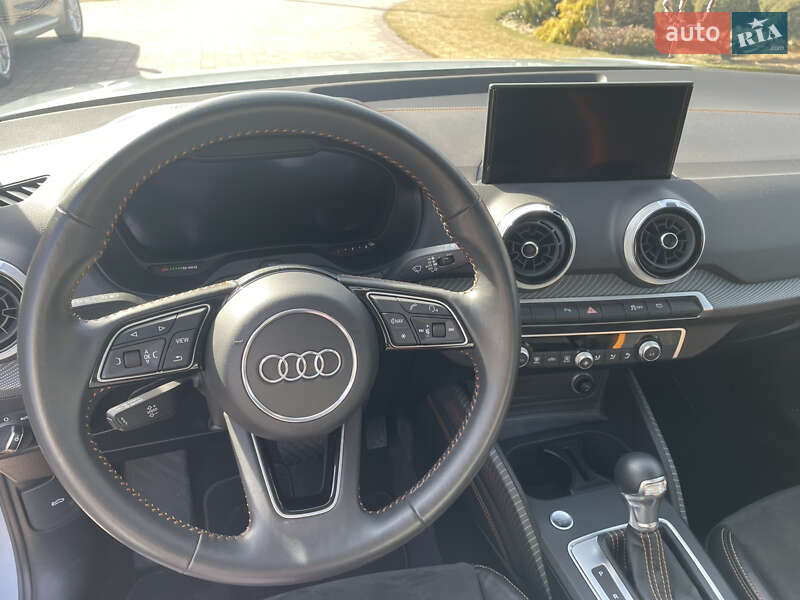 Внедорожник / Кроссовер Audi Q2L e-tron 2022 в Ивано-Франковске