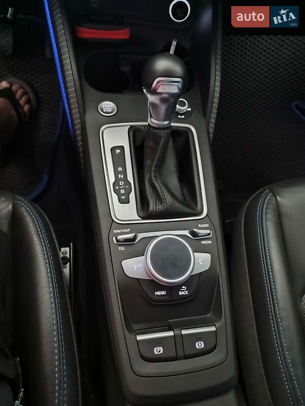 Внедорожник / Кроссовер Audi Q2L e-tron 2021 в Кременчуге