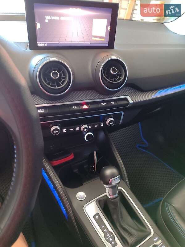 Внедорожник / Кроссовер Audi Q2L e-tron 2021 в Кременчуге