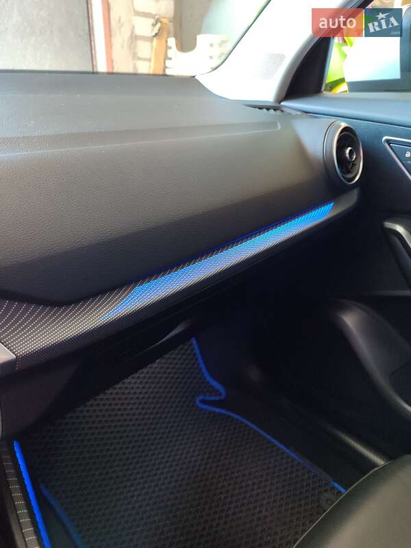 Внедорожник / Кроссовер Audi Q2L e-tron 2021 в Кременчуге