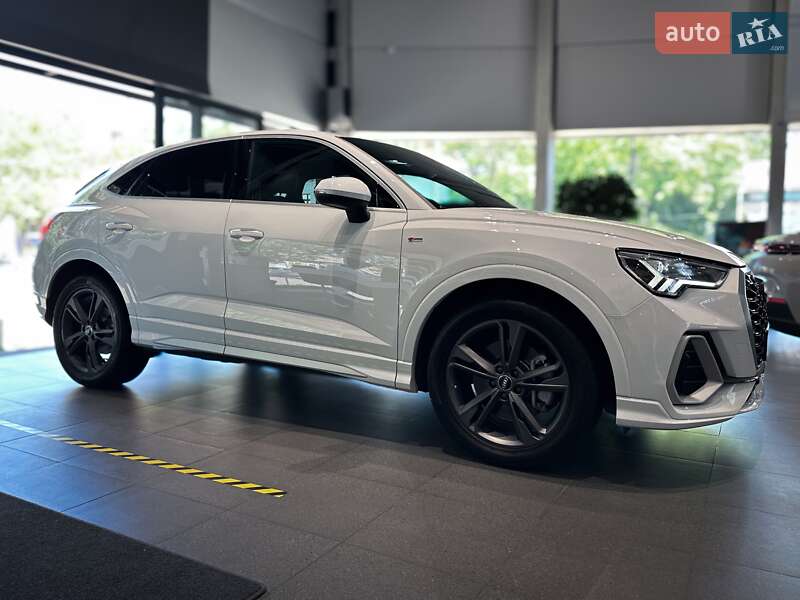 Позашляховик / Кросовер Audi Q3 Sportback 2022 в Одесі