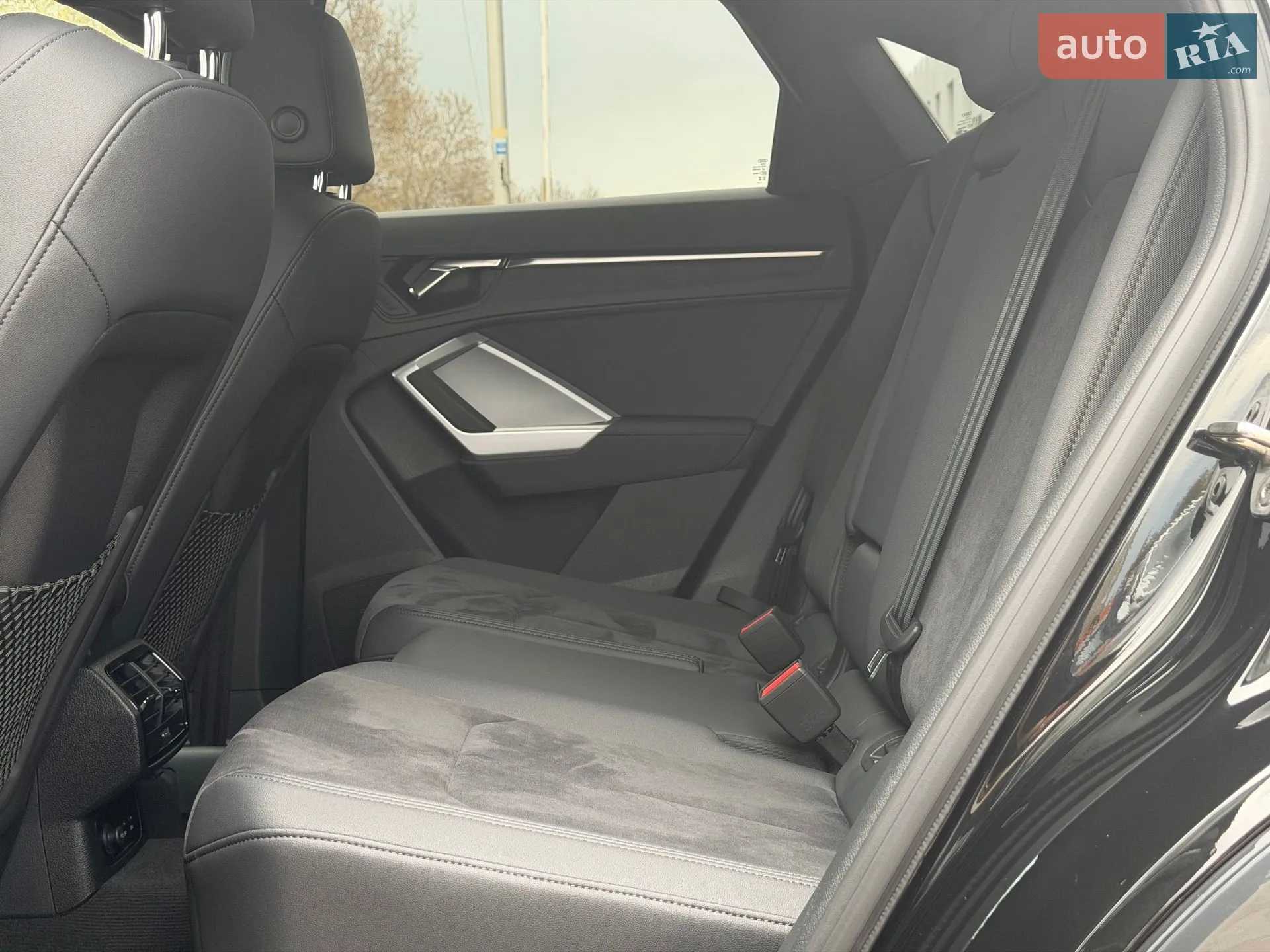2025 Audi Q3 - мініатюра 18