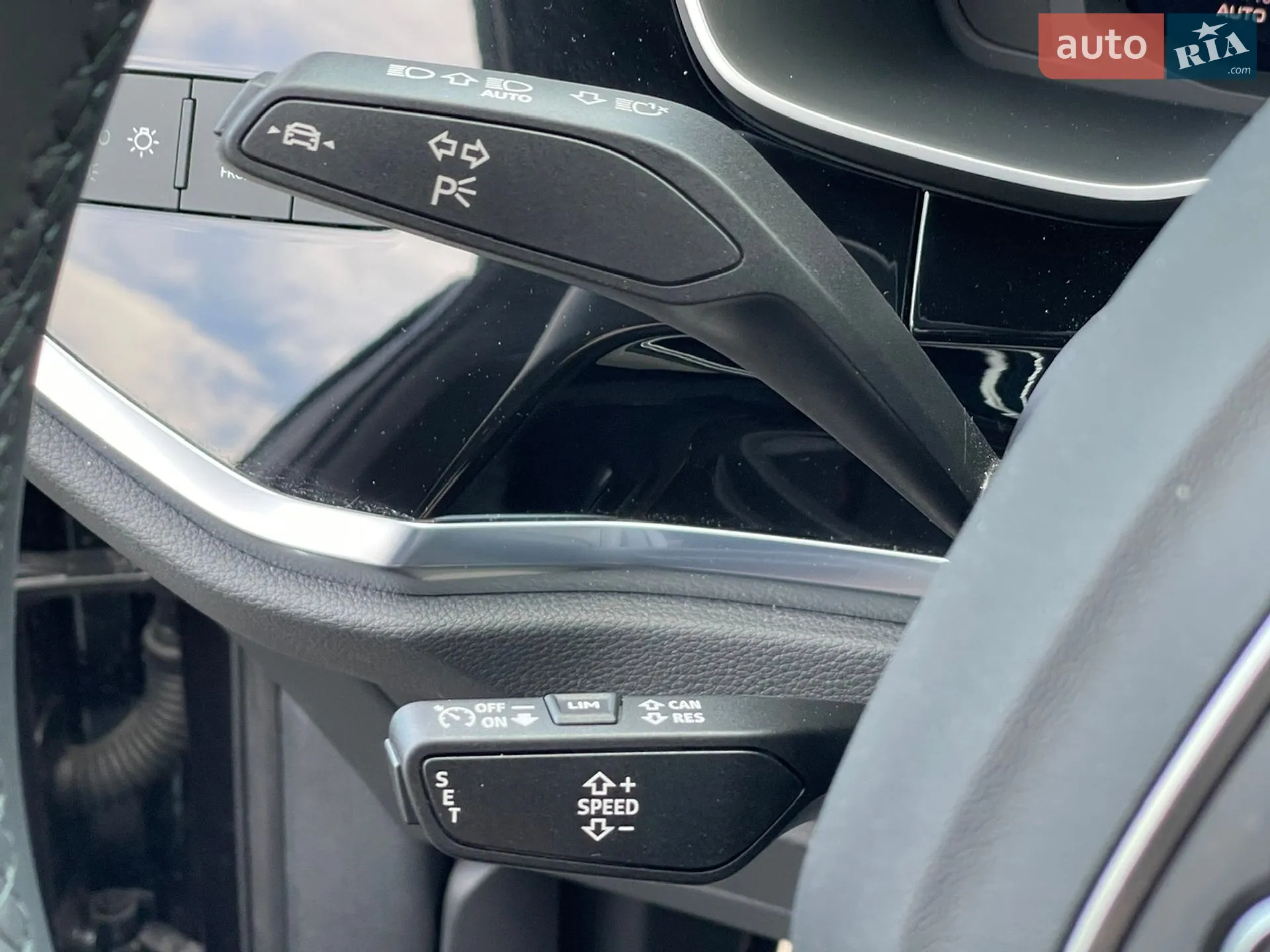 2023 Audi Q3 Sportback - мініатюра 38
