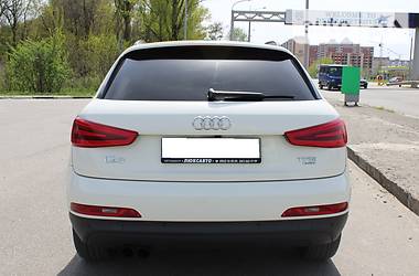 Позашляховик / Кросовер Audi Q3 2012 в Дніпрі