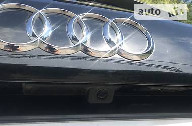 Позашляховик / Кросовер Audi Q3 2017 в 