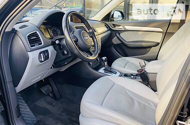Позашляховик / Кросовер Audi Q3 2017 в 