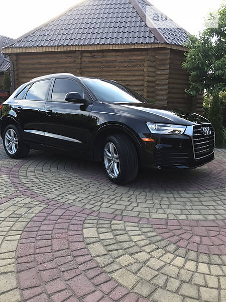 Внедорожник / Кроссовер Audi Q3 2017 в Бахмуте