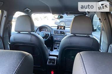 Внедорожник / Кроссовер Audi Q3 2015 в Львове