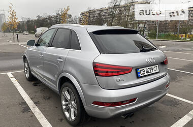 Внедорожник / Кроссовер Audi Q3 2014 в Киеве