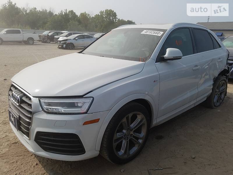 Внедорожник / Кроссовер Audi Q3 2016 в Киеве