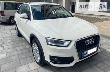 Внедорожник / Кроссовер Audi Q3 2013 в Киеве