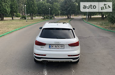 Внедорожник / Кроссовер Audi Q3 2015 в Ровно