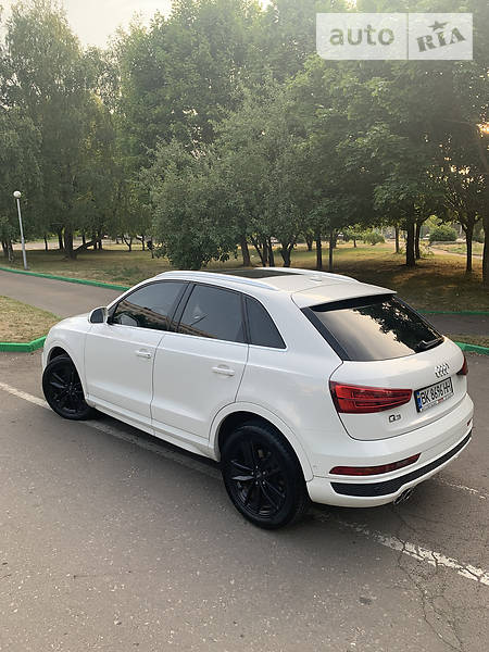 Внедорожник / Кроссовер Audi Q3 2015 в Ровно