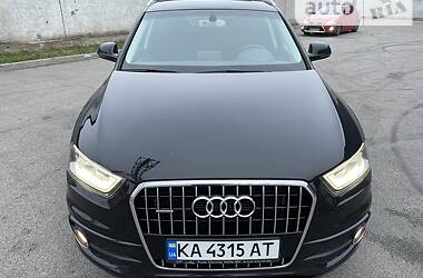 Позашляховик / Кросовер Audi Q3 2012 в 