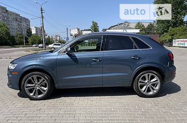 Позашляховик / Кросовер Audi Q3 2016 в Івано-Франківську