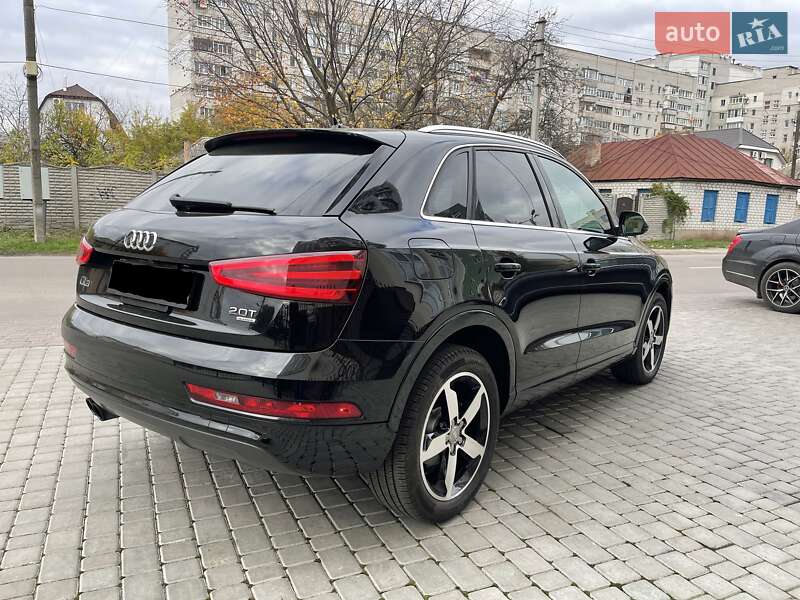Внедорожник / Кроссовер Audi Q3 2015 в Кременчуге