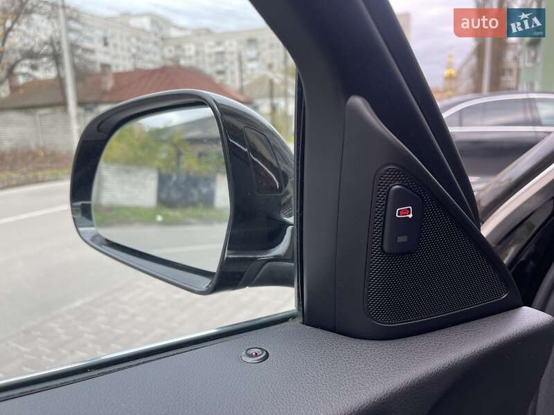 Внедорожник / Кроссовер Audi Q3 2015 в Кременчуге