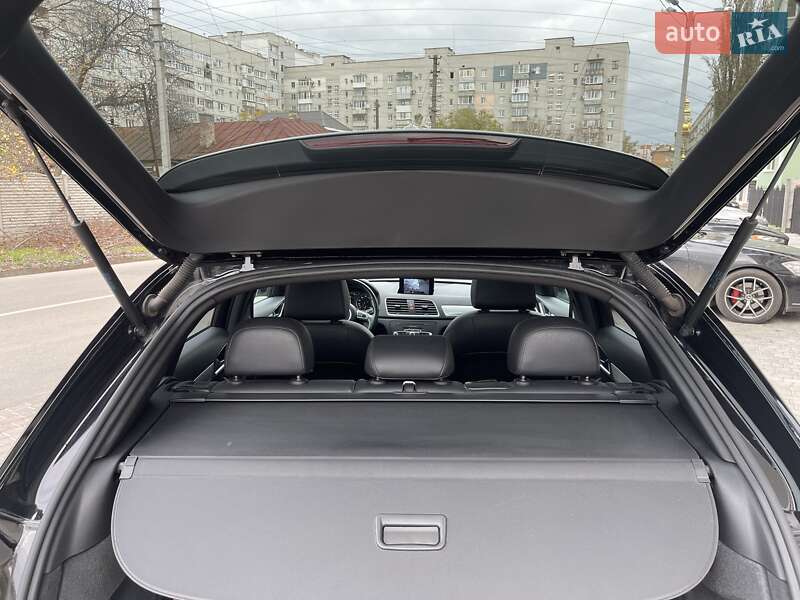 Внедорожник / Кроссовер Audi Q3 2015 в Кременчуге