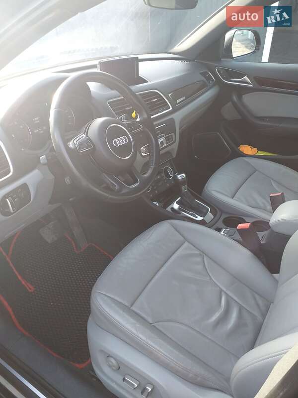 Внедорожник / Кроссовер Audi Q3 2015 в Сокале фото 14 Внедорожник / Кроссовер Audi Q3 2015 в Сокале
