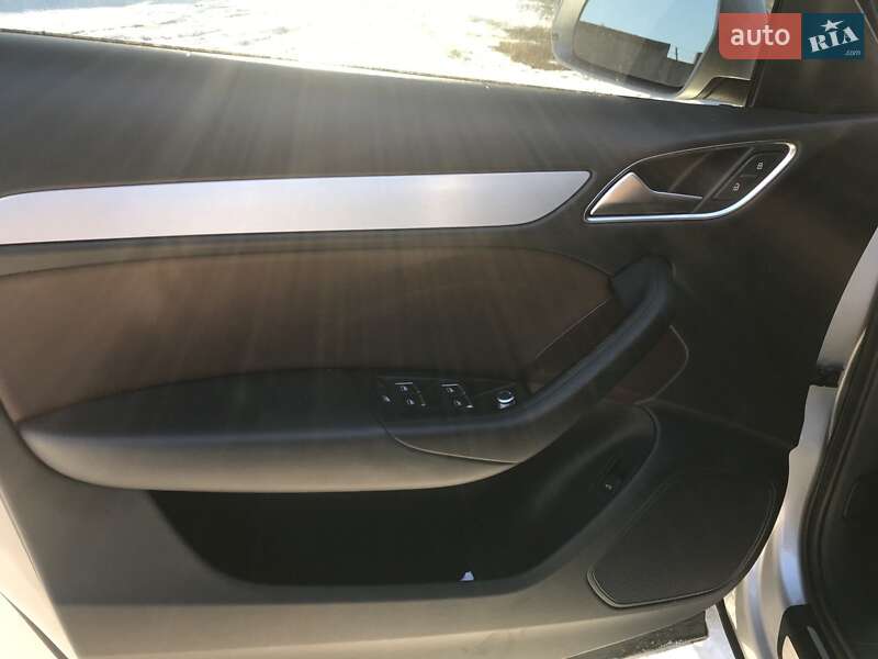 Внедорожник / Кроссовер Audi Q3 2018 в Харькове