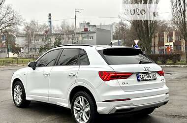 Внедорожник / Кроссовер Audi Q3 2020 в 
