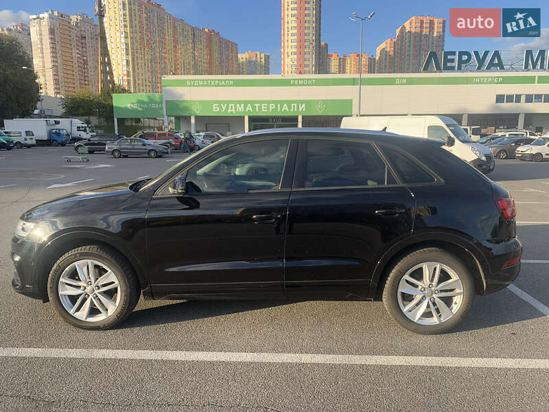 Внедорожник / Кроссовер Audi Q3 2016 в Киеве