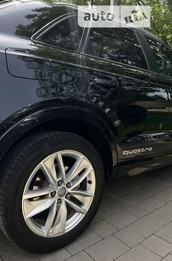 Позашляховик / Кросовер Audi Q3 2016 в 