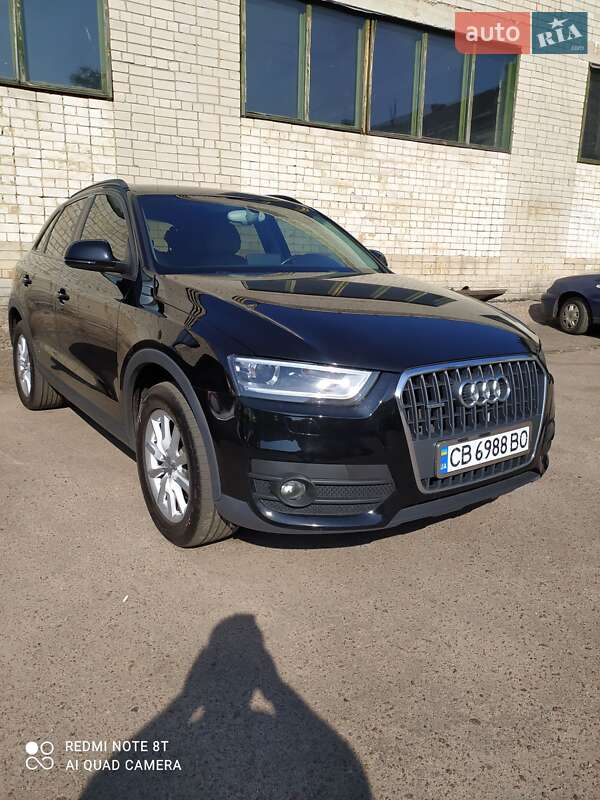 Внедорожник / Кроссовер Audi Q3 2013 в Чернигове
