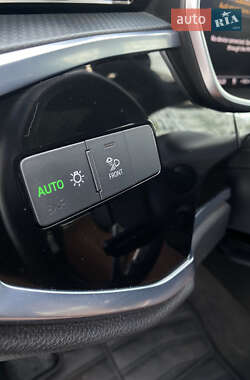 Внедорожник / Кроссовер Audi Q3 2019 в 
