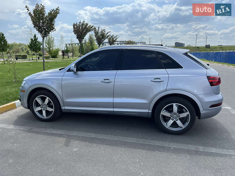Внедорожник / Кроссовер Audi Q3 2014 в Ирпене