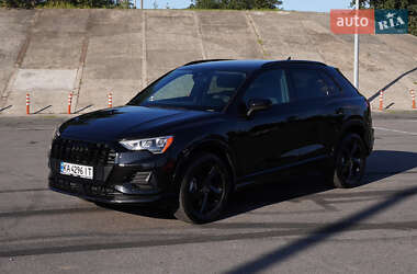 Внедорожник / Кроссовер Audi Q3 2021 в 