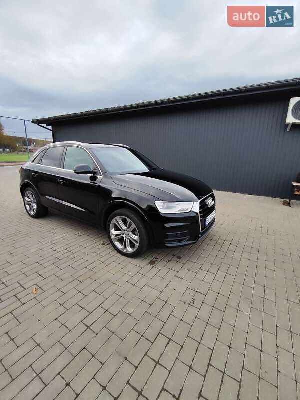 Внедорожник / Кроссовер Audi Q3 2016 в Львове
