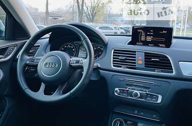 Позашляховик / Кросовер Audi Q3 2016 в Києві