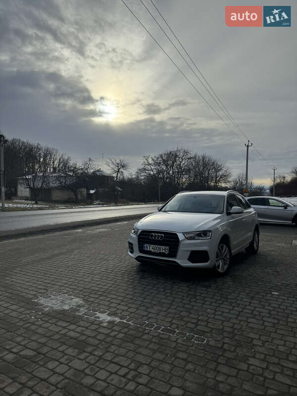 Внедорожник / Кроссовер Audi Q3 2017 в Ивано-Франковске