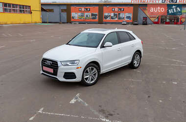 Внедорожник / Кроссовер Audi Q3 2016 в 