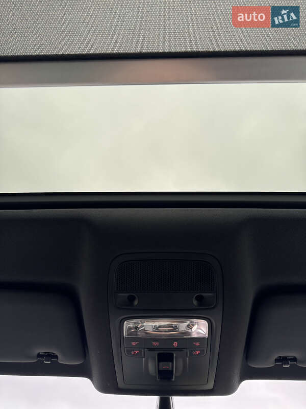 Позашляховик / Кросовер Audi Q3 2013 в Рівному фото 13 Позашляховик / Кросовер Audi Q3 2013 в Рівному