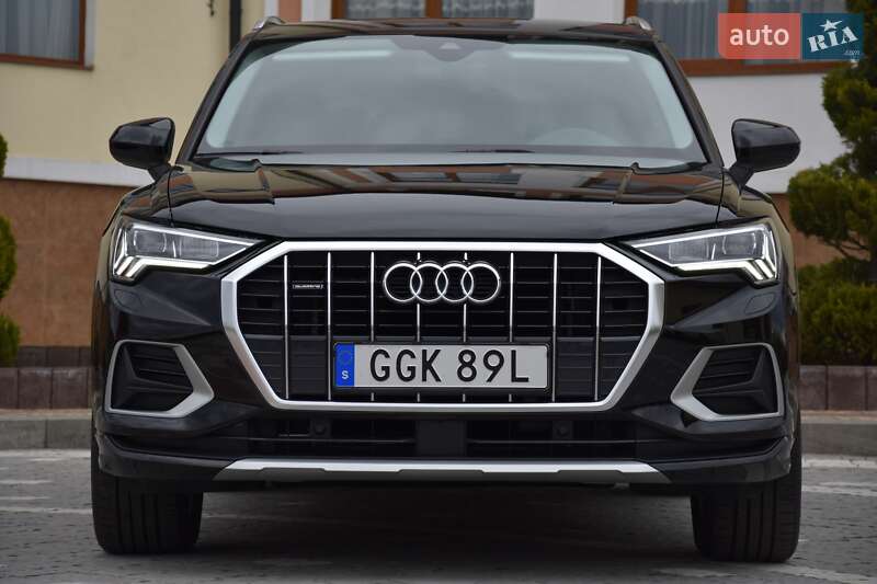 Внедорожник / Кроссовер Audi Q3 2020 в Львове