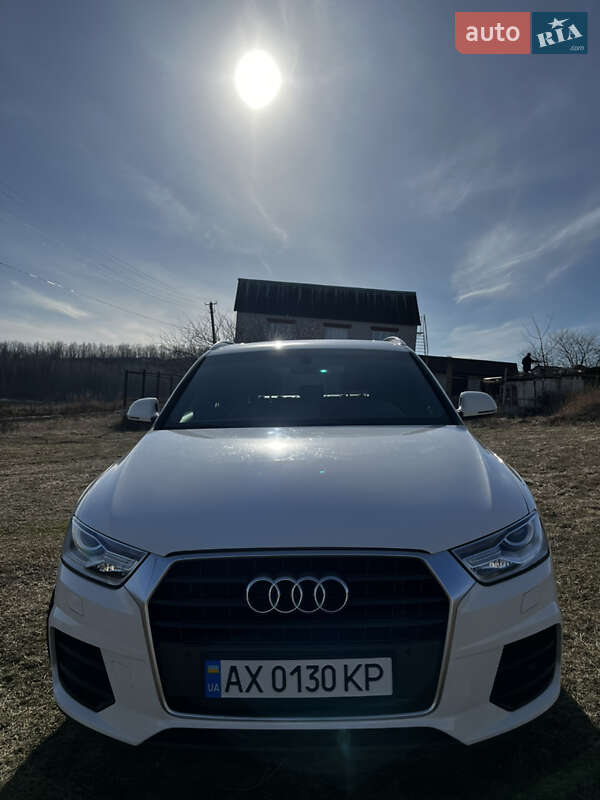 Внедорожник / Кроссовер Audi Q3 2016 в Харькове