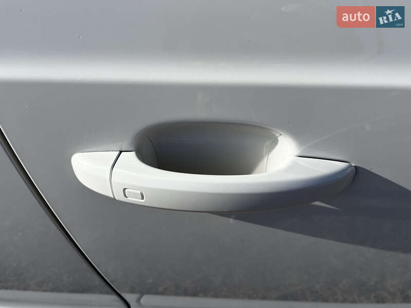 Внедорожник / Кроссовер Audi Q3 2016 в Харькове