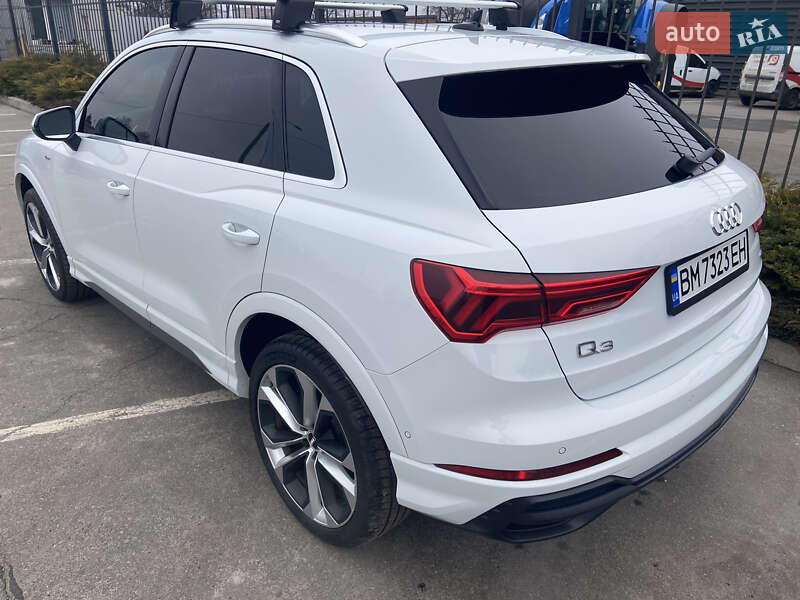 Внедорожник / Кроссовер Audi Q3 2020 в Сумах