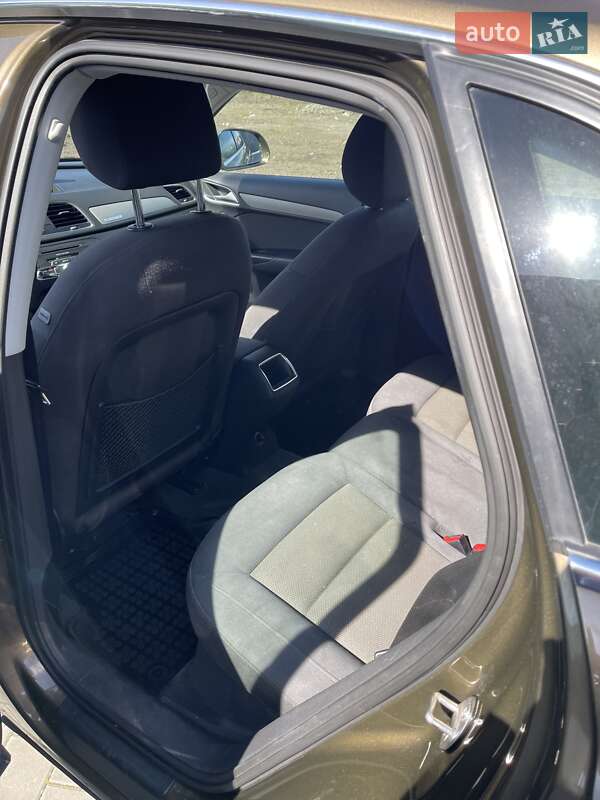 Позашляховик / Кросовер Audi Q3 2011 в Хмельницькому