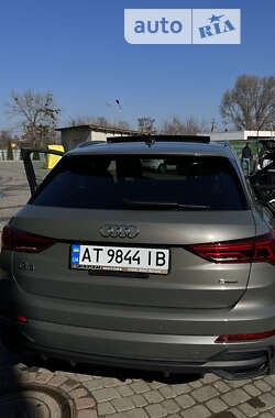 Позашляховик / Кросовер Audi Q3 2023 в Івано-Франківську