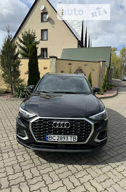 Внедорожник / Кроссовер Audi Q3 2021 в Львове