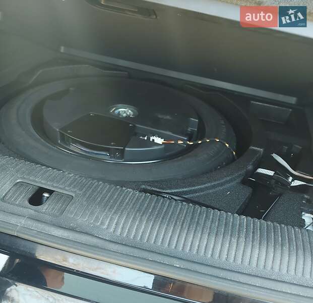 Внедорожник / Кроссовер Audi Q3 2016 в Хмельницком фото 16 Внедорожник / Кроссовер Audi Q3 2016 в Хмельницком