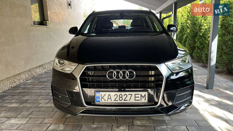 Внедорожник / Кроссовер Audi Q3 2016 в Киеве
