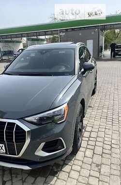 Позашляховик / Кросовер Audi Q3 2019 в Івано-Франківську