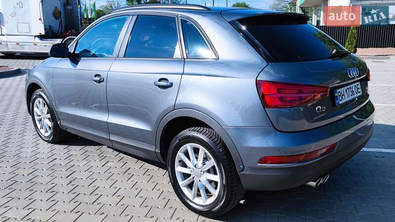 Внедорожник / Кроссовер Audi Q3 2015 в Одессе