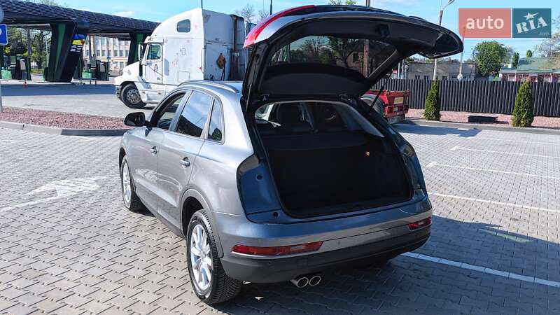 Внедорожник / Кроссовер Audi Q3 2015 в Одессе