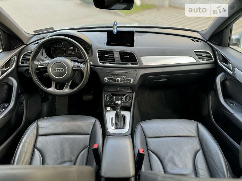 Внедорожник / Кроссовер Audi Q3 2016 в Черновцах